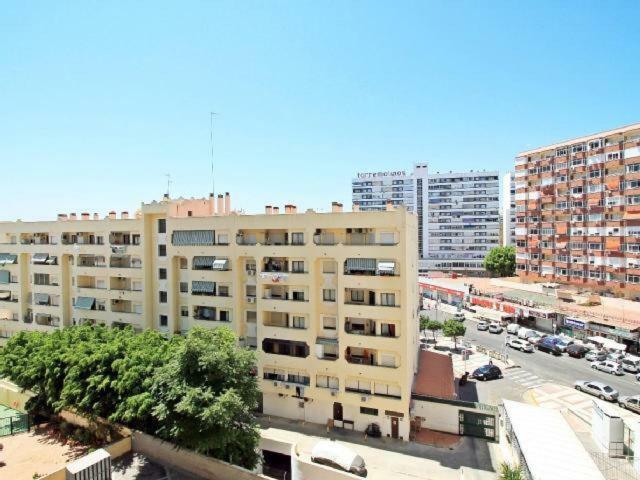 Apartamento Estudio Loft En El Centro Para 3 O 4 Personas Cama Doble Y Sofa Cama Check In A Partir De Las 15 Y 30 Min Pm Y Check Out Hasta Las 11 Y 30 Pm Con Wifi Normalmente No Se Puede Adelantar El Check In 托雷莫利诺斯 外观 照片